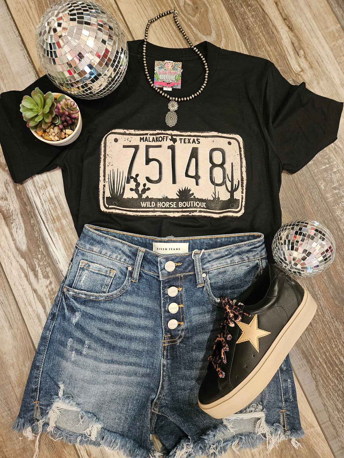 Wild Horse Boutique Apparel & Accessories The 75148 tee